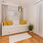 Apartment Julija *