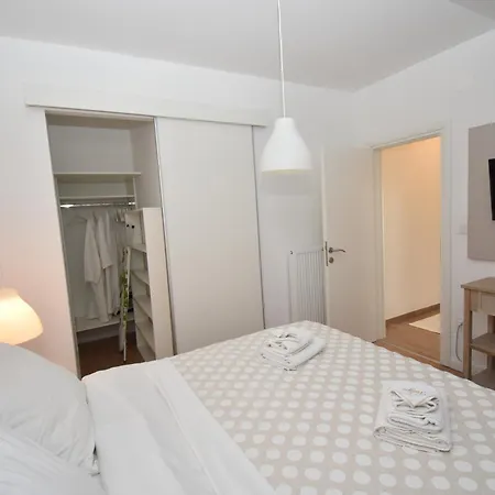 Julija Apartament *