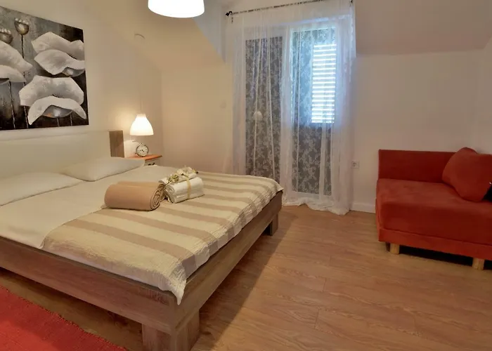 Julija Appartement *