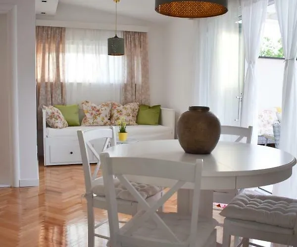 Appartement Julija Vodice